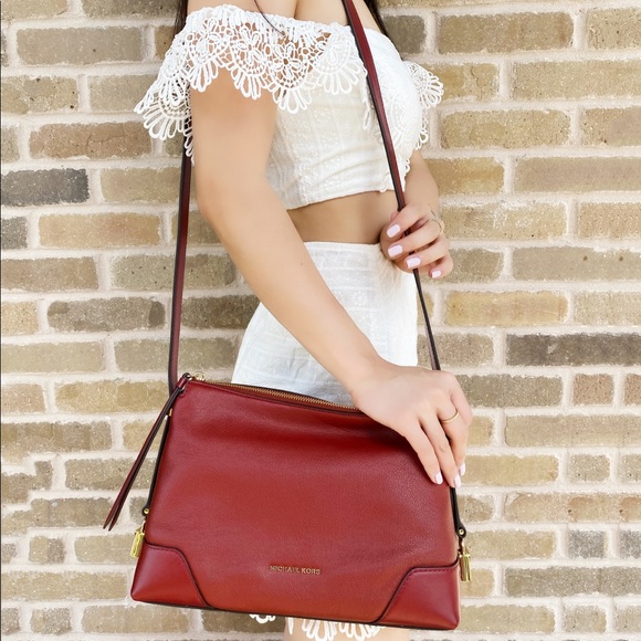 NWT Michael Kors Crossbody - Picture 3 of 6